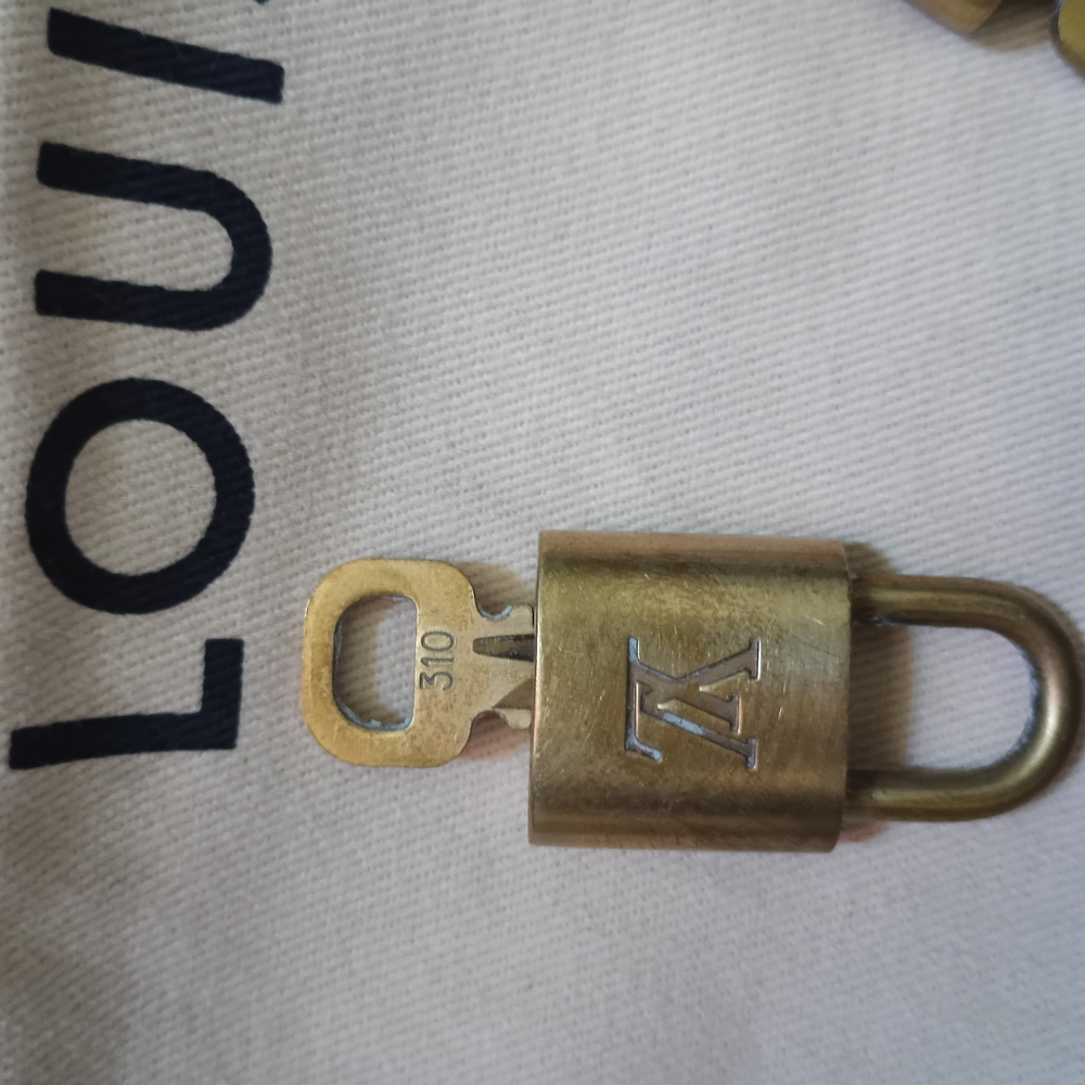 Authentic Louis Vuitton Lock & Key # 310 - Picture 9 of 11